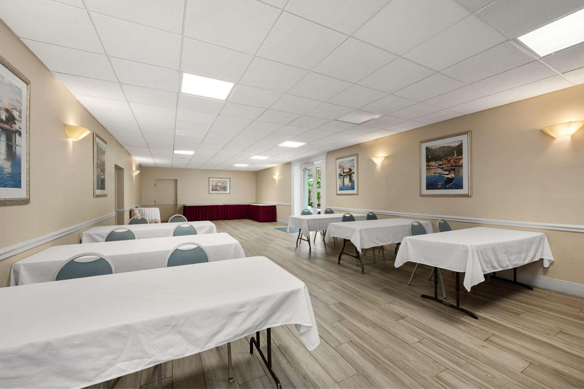 Comfort Inn Oceanside דירפילד ביץ' מראה חיצוני תמונה