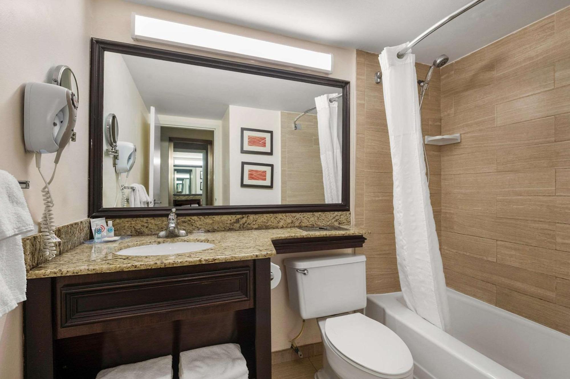 Comfort Inn Oceanside דירפילד ביץ' מראה חיצוני תמונה